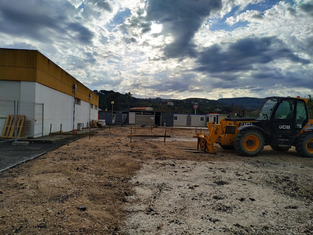 Obras na Escola Secundária de Porto de Mós avançam a bom ritmo